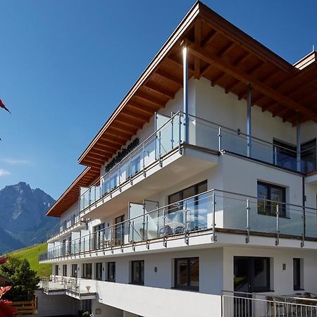 Apart Alpin Lermoos Buitenkant foto