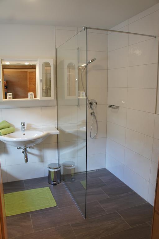Apart Alpin Lermoos Kamer foto