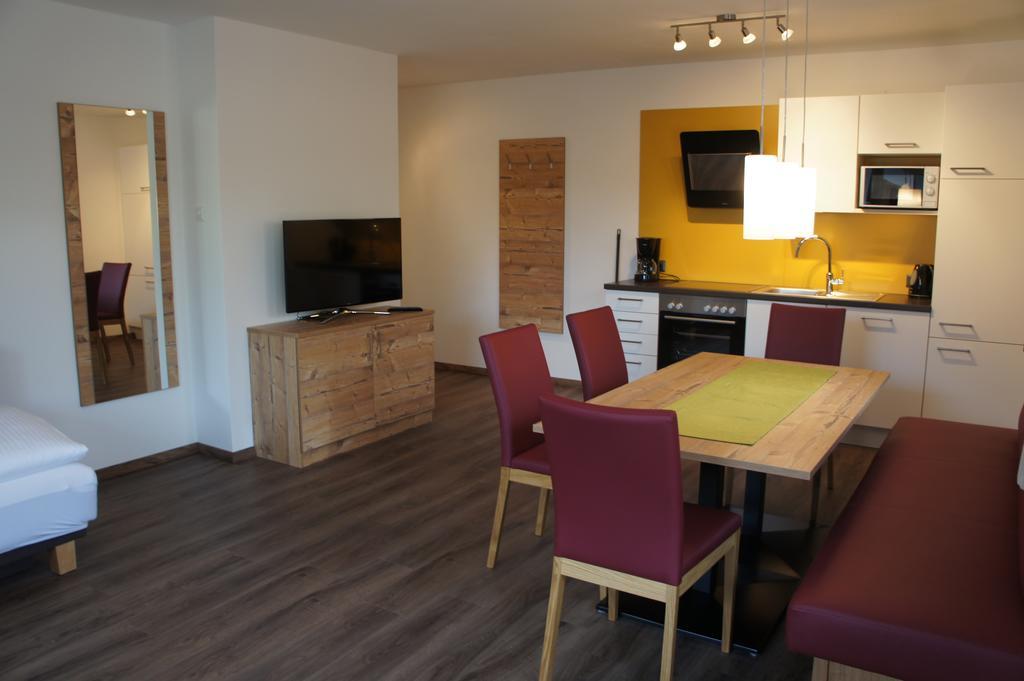 Apart Alpin Lermoos Kamer foto