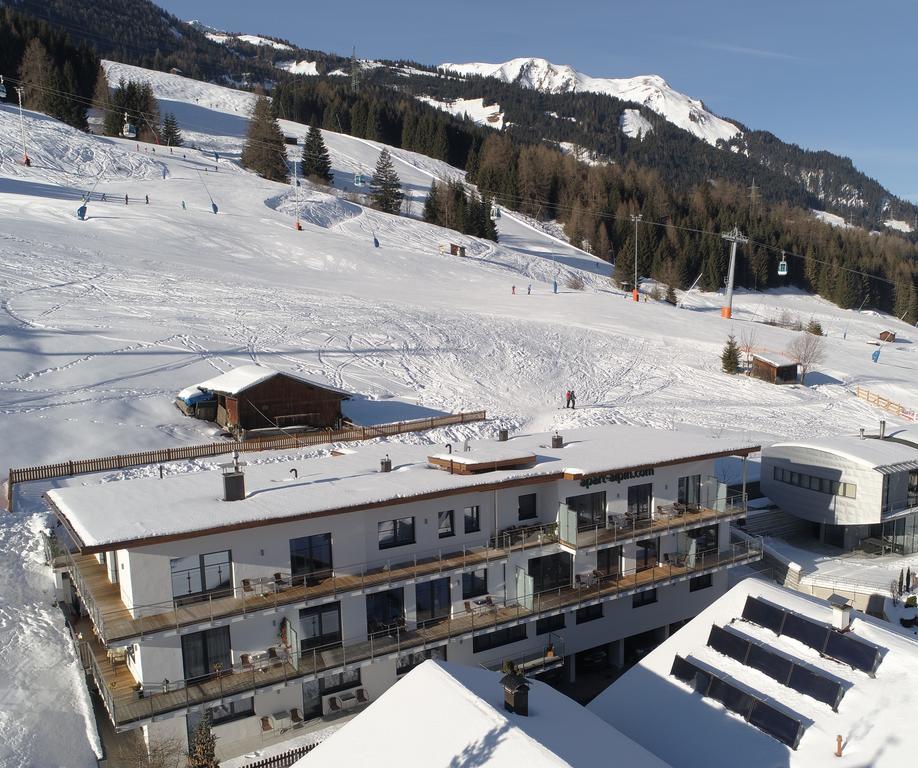 Apart Alpin Lermoos Buitenkant foto